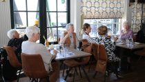 Zonnebloem organiseert gezellige middag in Hotel Spaander