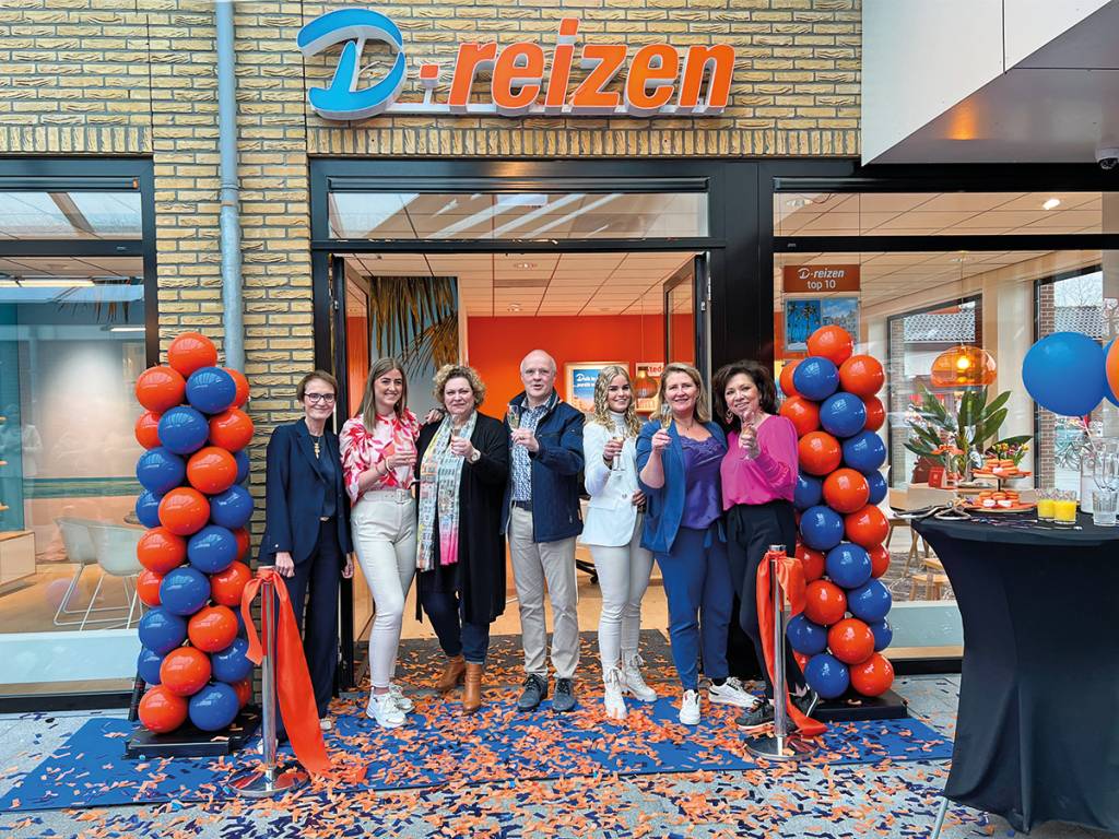 mengsel Conjugeren Op risico Heropening vernieuwd D-reizen reisbureau in Volendam | Nieuw-volendam.nl