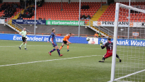 Winst FC Volendam na spannende en gekke wedstrijd