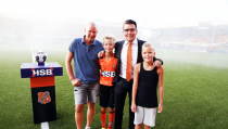 Luca Buijs mascotte van FC Volendam